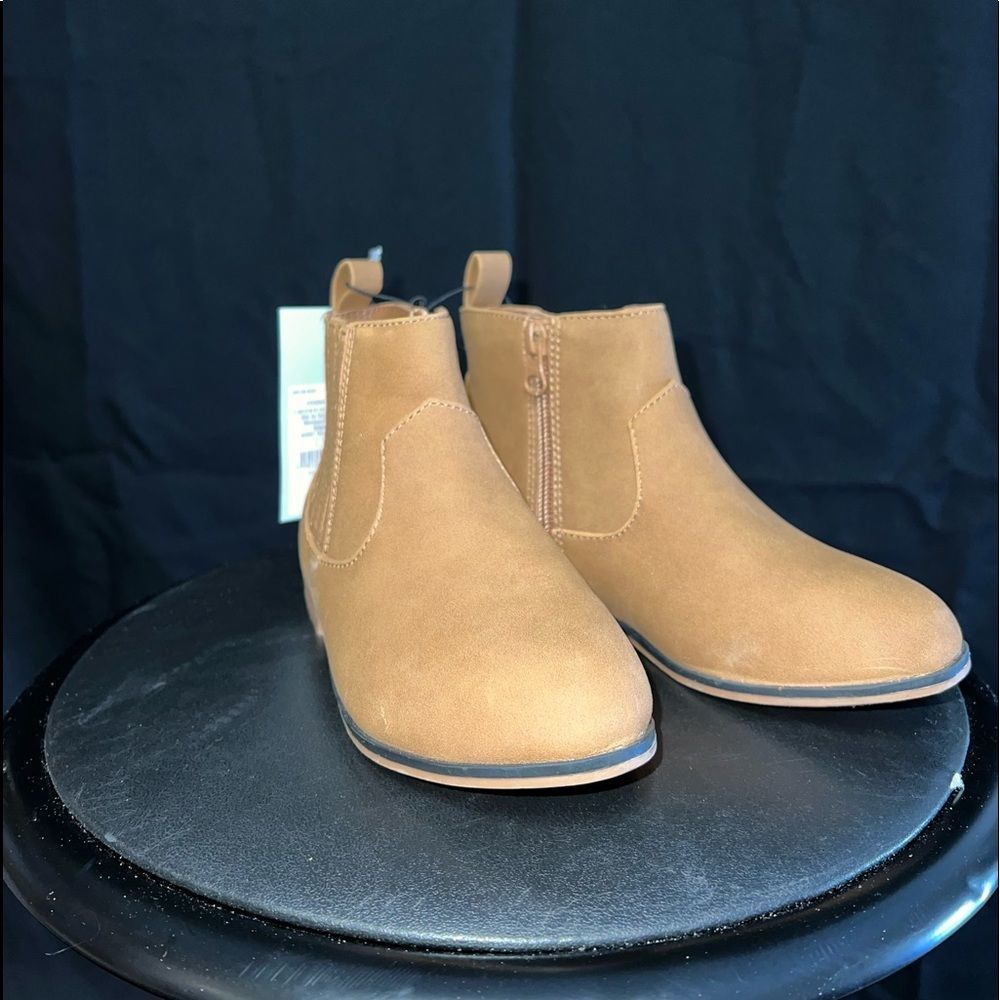 Brown boots